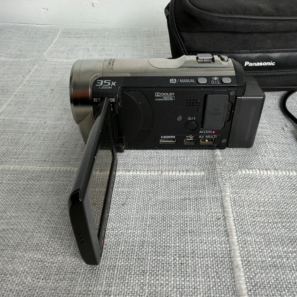 Panasonic HDC-SD60P Camcorder Full HD w/ SD Card Charger TESTED WORKS